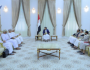 الرئيس المشاط يلتقي الوفد العماني ويجدد الشكر لجهود السلطنة لإحلال السلام في اليمن