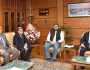 رئيس جامعة أسيوط يجتمع مع عضو أمانة متابعة المشروعات القومية بمجلس الوزراء