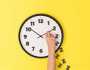 كيفية تغيير الساعة للتوقيت الصيفي 2025.. هل تتقدم أم تتأخر؟