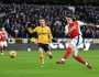 الدوري الإنجليزي.. آرسنال يخطف فوزًا مثيرًا من وولفرهامبتون في لقاء البطاقات الحمراء «فيديو»