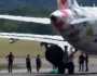عاجل | محرك طائرة “يبتلع” رجلًا في مطار بيرجامو الإيطالي