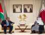 رئيس الوزراء يلتقي نظيره القطري في الدوحة ويبحث تعزيز التعاون الثنائي والقضية الفلسطينية