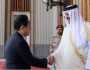 رئيس وزراء اليابان يبحث مع أمير قطر “أمن الطاقة” في ختام جولته الخليجية