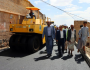 تدشين المرحلة النهائية من مشروع رصف وسفلتة الشوارع الفرعية بمنطقة متنة مركز مديرية بني مطر