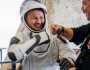أول رائد فضاء تركي يعود إلى الأرض بسلام