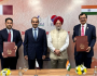  وزير الدولة لشؤون الطاقة يجتمع مع وزير البترول الهندي
