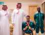 سمو ولي العهد يستقبل لاعب المنتخب السعودي لألعاب القوى البارالمبية عبدالرحمن القرشي بمناسبة تحقيقه ذهبية دورة الألعاب البارالمبية في باريس
