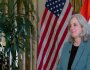 السفيرة الأمريكية:قوات التحالف الدولي بقيادة واشنطن لن تنسحب من العراق