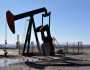 النفط يرتفع وسط توقعات بتراجع المعروض
