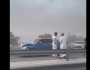 بالفيديو.. حادث مروري بين عدة مركبات بسبب الغبار والرياح الهابطة في نزوى