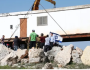 مستوطنون يضعون منزلا متنقلا فوق أراضي المواطنين الفلسطينيين في مسافر يطا