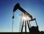أسعار النفط تنخفض بنحو 2 بالمائة عند التسوية
