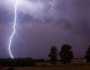 الأرصاد تحذر من عواصف رعدية نشطة اليوم
