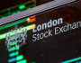 بورصة لندن تستهلّ تعاملات الأسبوع باستقرار طفيف وسط تحركات محدودة لأسهم كبرى الشركات