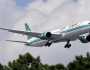 وصول طائرة الخطوط السعودية B787 بصبغه السبعينات