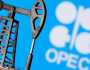 أوبك+ تبحث خفض الإنتاج 2 مليون برميل