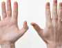 دليل في أصابع اليد علامة على وجود اضطراب نفسي