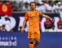 لوكا مودريتش يخطف أنظار جماهير ريال مدريد بالقميص البرتقالي