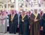 أمير الرياض يؤدي صلاة الميت على الأمير عبدالعزيز بن مشعل بن عبدالعزيز.. صور