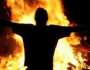‎سيدة تحرق زوجها بوحشية بسبب خلافًا نشب بينهما