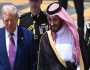ربطة عنق الرئيس الأميركي تلفت الأنظار خلال زيارته للمملكة