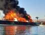 السيطرة على حريق مفاجئ بمركب وإنقاذ 29 شخصًا في البحر الأحمر