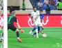 الدوري السعودي للمحترفين.. أهلي جدة يتلقى هزيمة كارثية أمام الفتح..فيديو