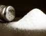 10 أضرار لتناول كميات كبيرة من الملح
