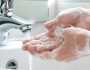 7 أشياء يجب غسل اليدين فور ملامستها.. النقود ومنيو المطاعم الأبرز المرأة والمنوعات