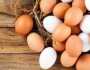 احذروا..غسل البيض قبل وضعه في الثلاجة يسبب كارثة صحية مرأة