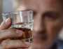 المفرطون في شرب الكحول أكثر عرضة لنزيف دماغي في الشيخوخة وفق دراسة