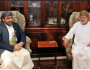 ما مصير القيادات الحوثية في سلطنة عمان بعد سريان التصنيف الأمريكي للجماعة كمنظمة إرهابية؟