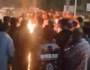 قطع شوارع وحرق إطارات.. تظاهرات غاضبة في النجف والديوانية (فيديو وصور)