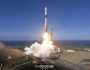 'سبيس إكس' تطلق صاروخا يحمل 25 قمرا صناعيا بينها قمر كوري جنوبي للتجسس