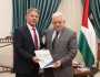 عباس يتسلم التقرير السنوي لهيئتي 'مكافحة الفساد' و'التقاعد'